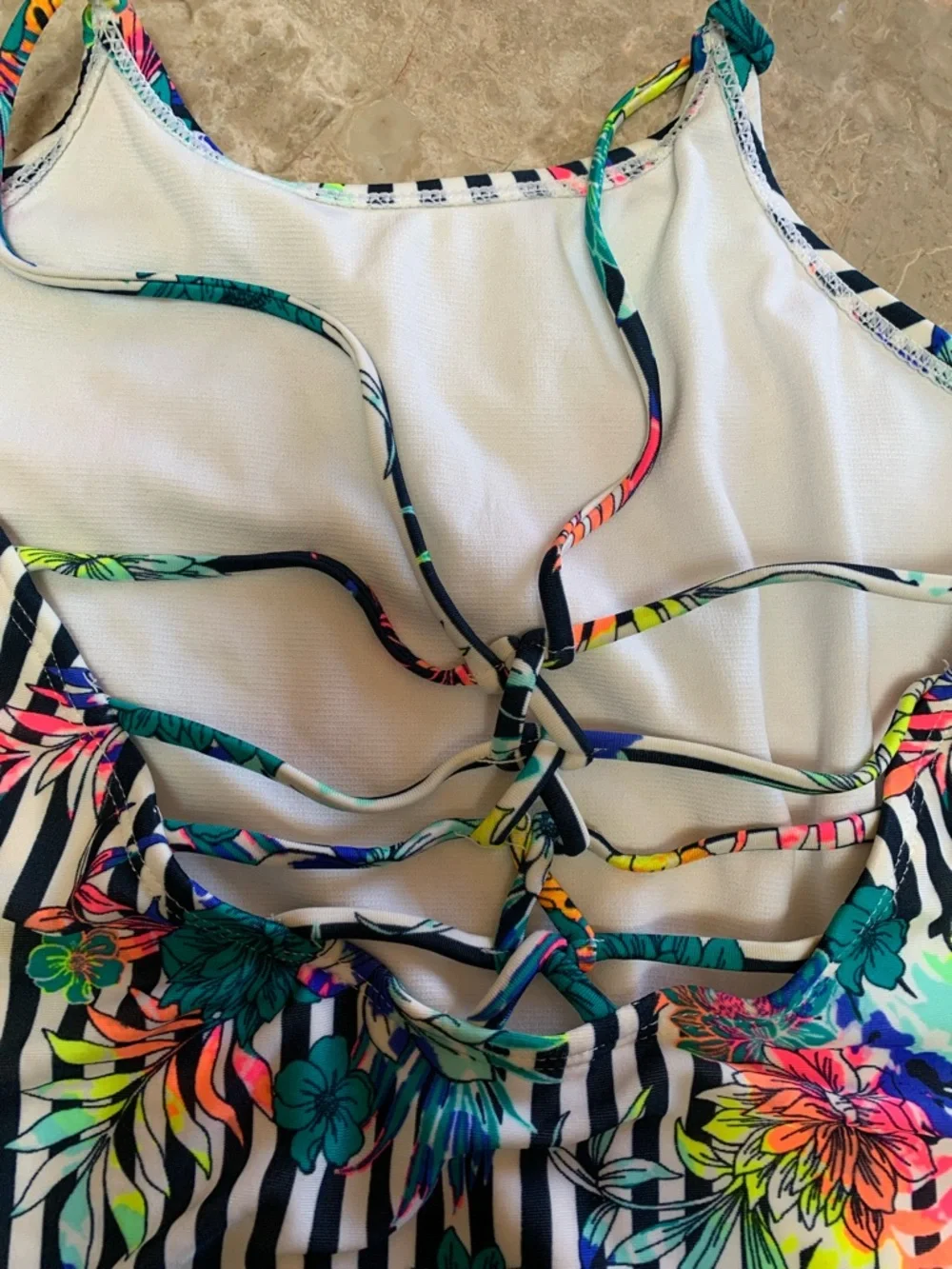 wonder nation Girl’s Black & White Stripe Swimsuit w/Neon Floral Print.Pre-owned